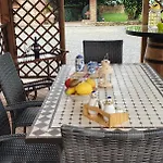 Colle Mezzano Апартаменты