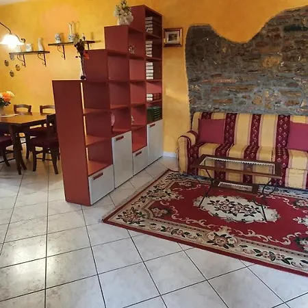 Colle Mezzano Appartamento *